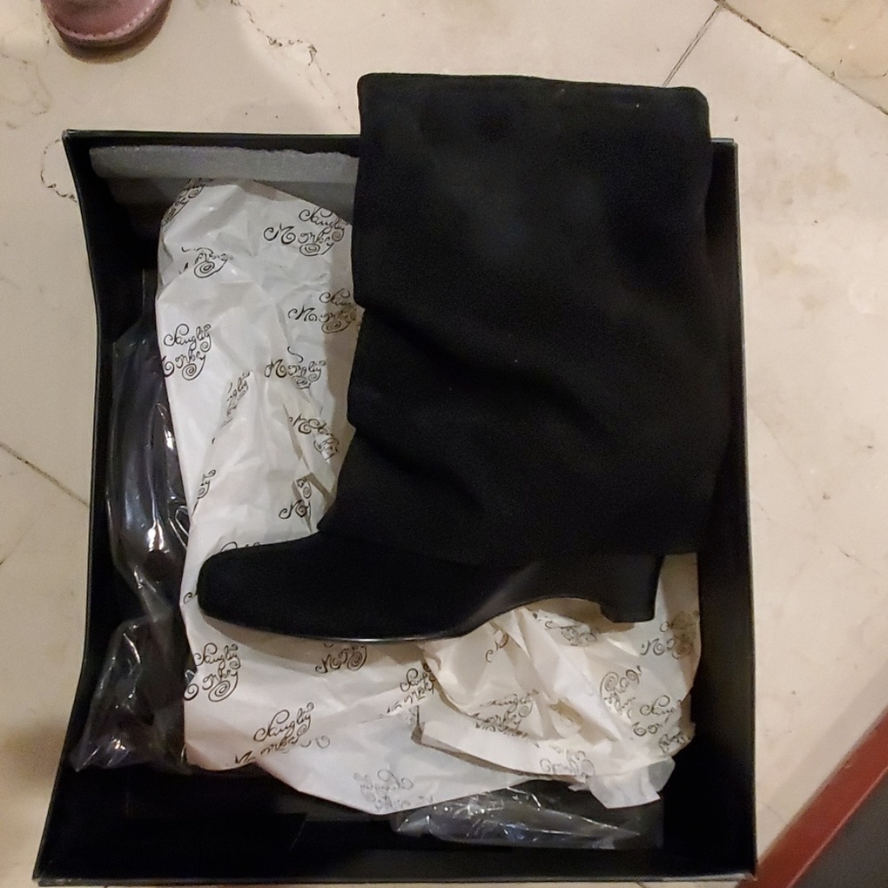 Slouchy wedge booties
